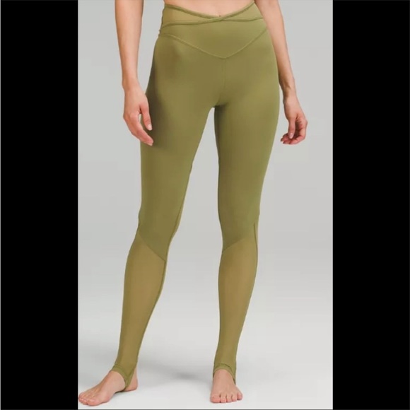 NWT Lululemon Nulu and Crisscross Mesh Stirrup Tight Leggings, Bronze Green - Picture 15 of 15